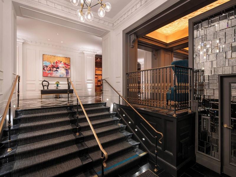 Courtyard by Marriott San Francisco Downtown/Van N image