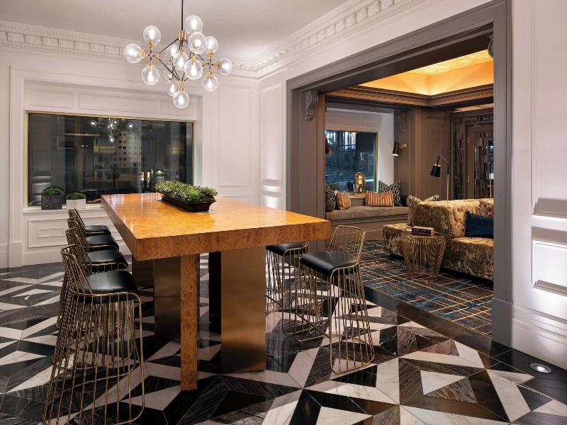 Courtyard by Marriott San Francisco Downtown/Van N image