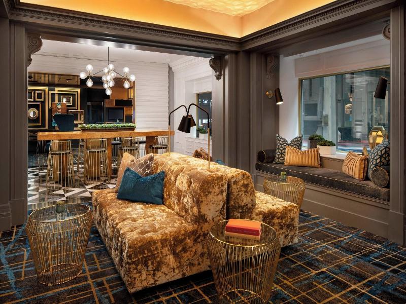 Courtyard by Marriott San Francisco Downtown/Van N image