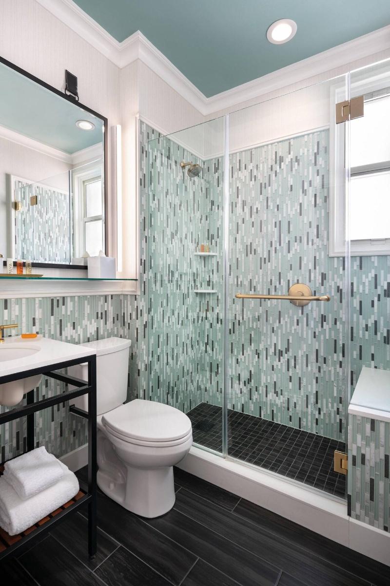 Courtyard by Marriott San Francisco Downtown/Van N image