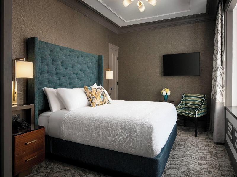 Courtyard by Marriott San Francisco Downtown/Van N image