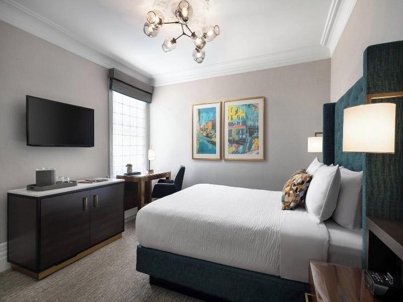 Courtyard by Marriott San Francisco Downtown/Van N image