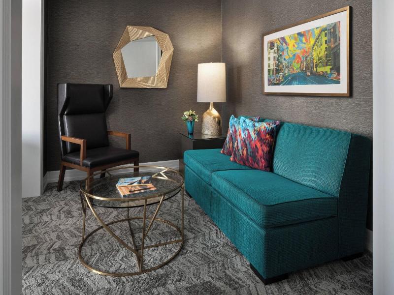 Courtyard by Marriott San Francisco Downtown/Van N image