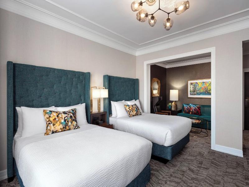 Courtyard by Marriott San Francisco Downtown/Van N image