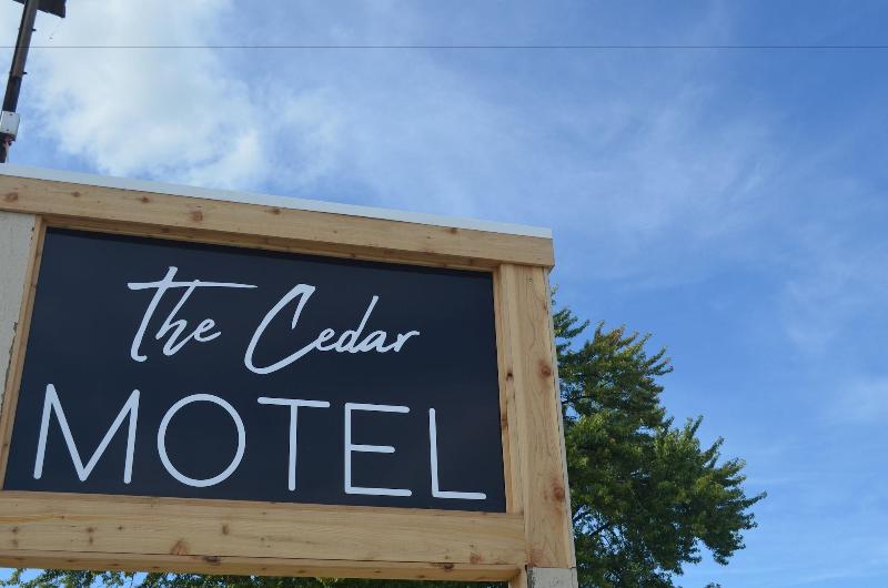 The Cedar Motel image