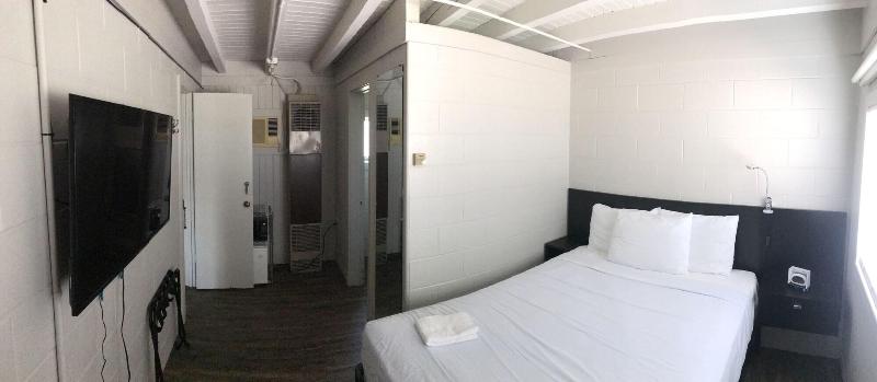 The Cedar Motel image