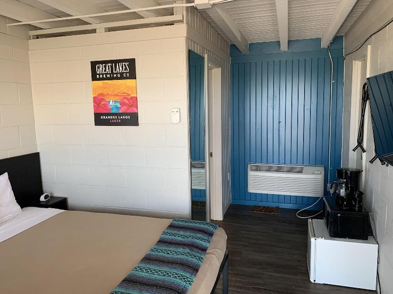 The Cedar Motel image
