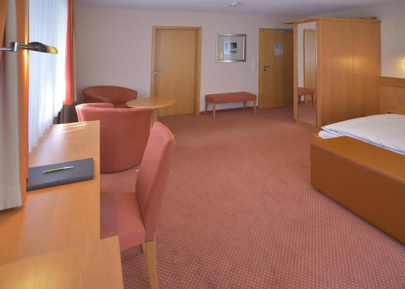 Hotel - Restaurant Hirsch image