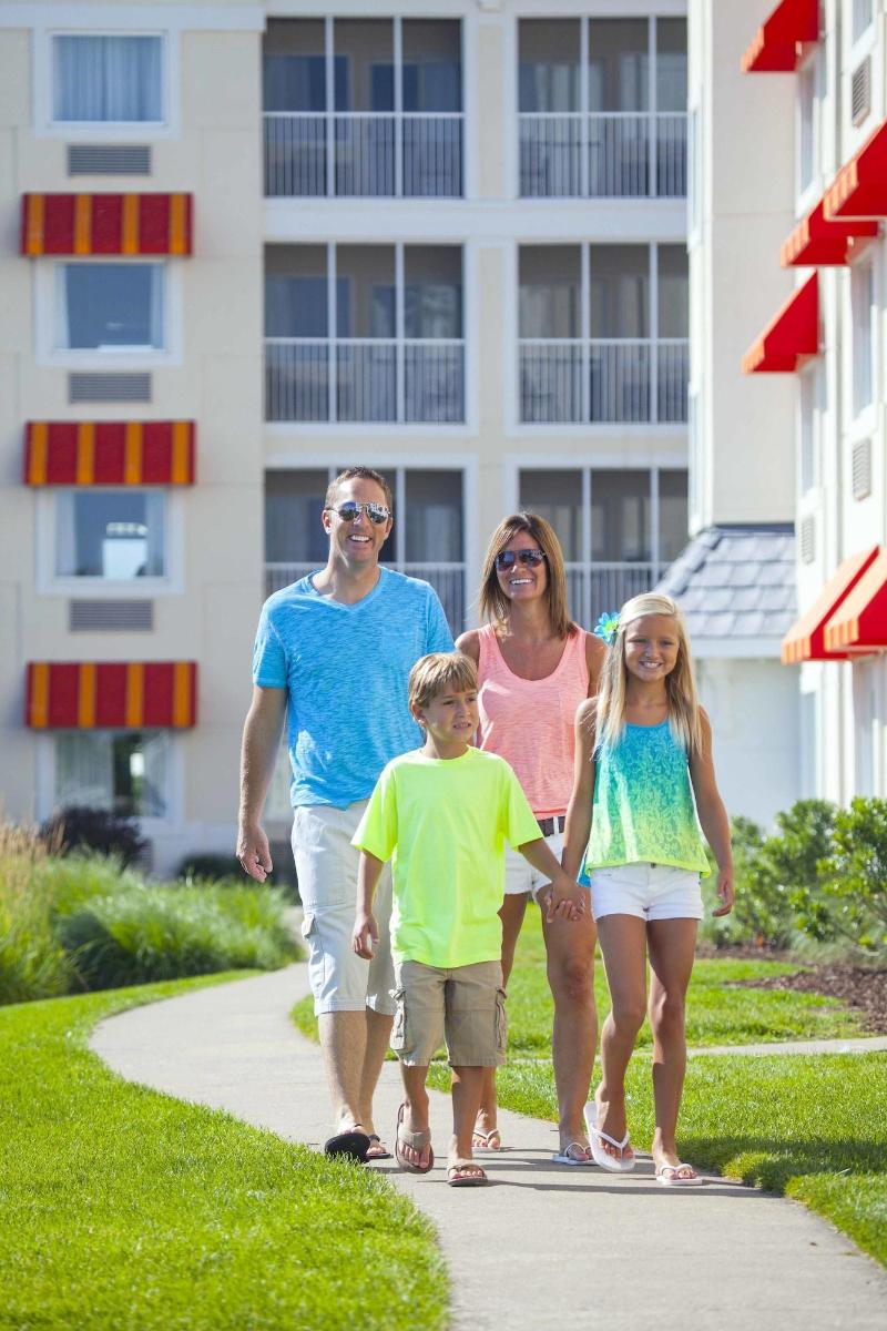 Cedar Point's Hotel Breakers image