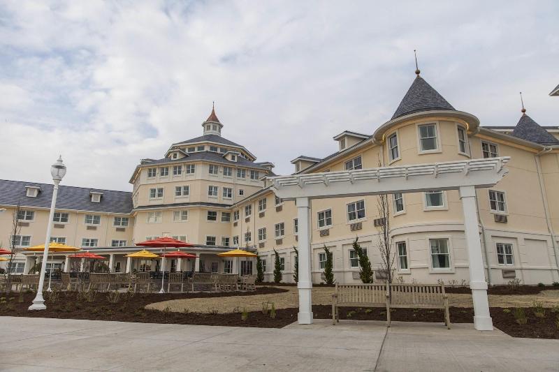 Cedar Point's Hotel Breakers image