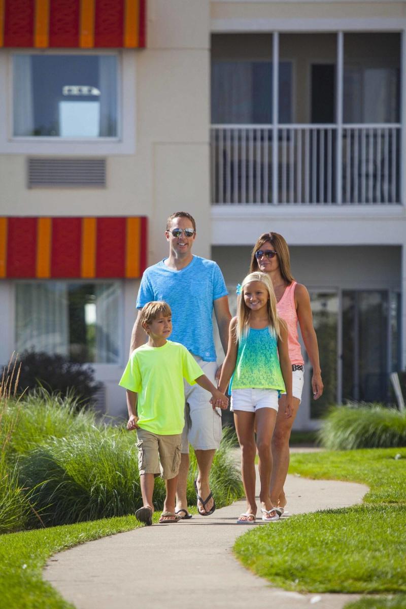 Cedar Point's Hotel Breakers image