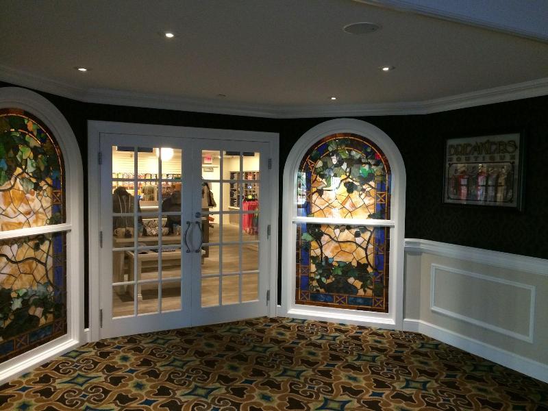 Cedar Point's Hotel Breakers image