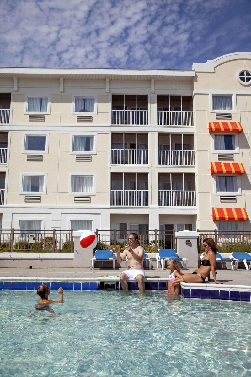 Cedar Point's Hotel Breakers image