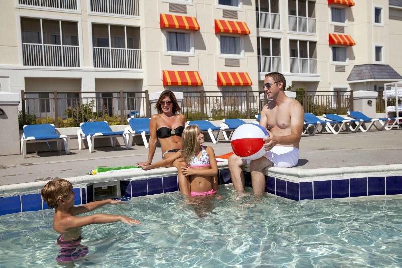 Cedar Point's Hotel Breakers image