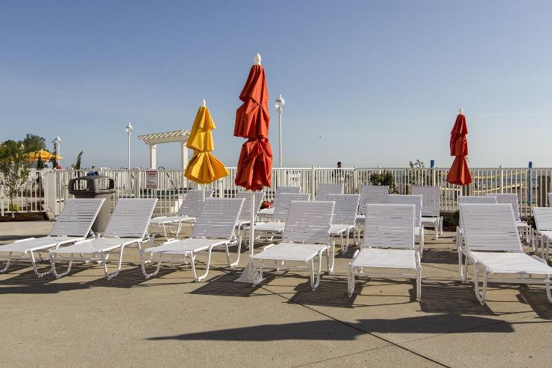 Cedar Point's Hotel Breakers image