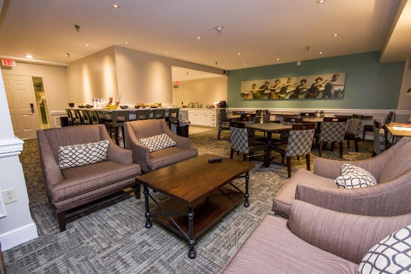 Cedar Point's Hotel Breakers image