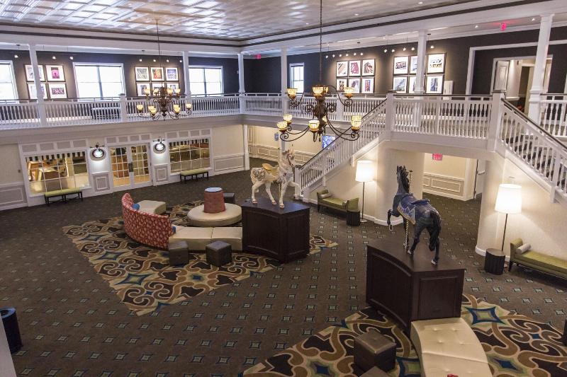 Cedar Point's Hotel Breakers image