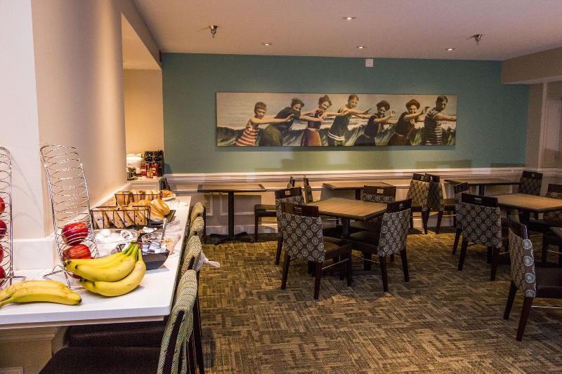 Cedar Point's Hotel Breakers image