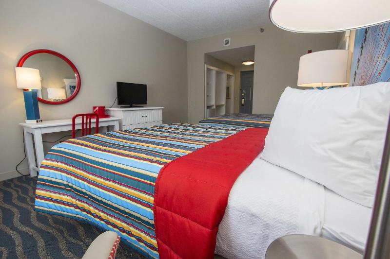 Cedar Point's Hotel Breakers image