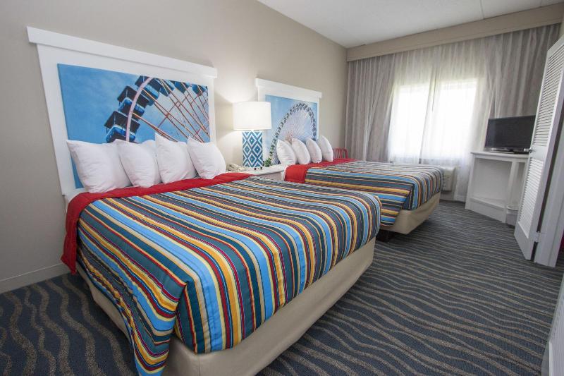 Cedar Point's Hotel Breakers image