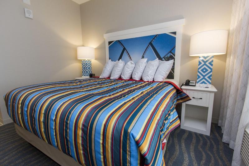 Cedar Point's Hotel Breakers image