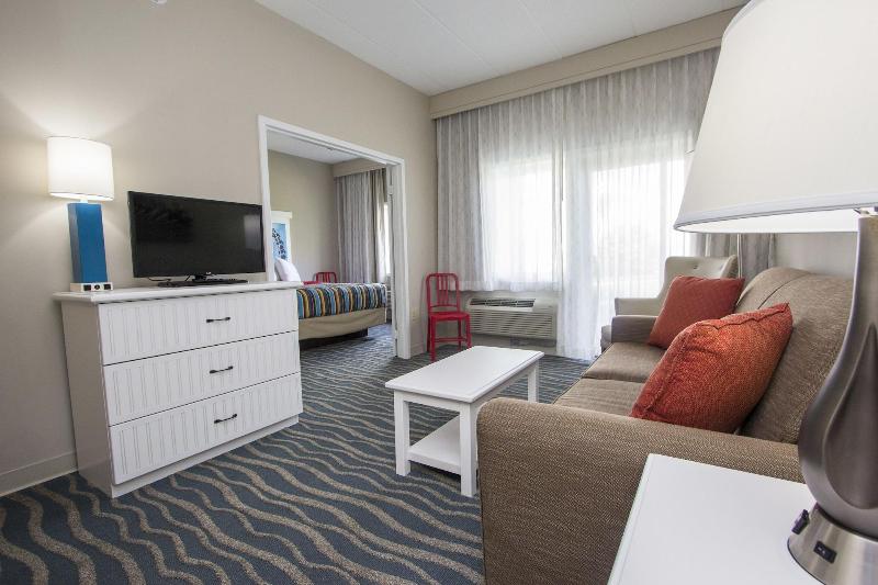 Cedar Point's Hotel Breakers image