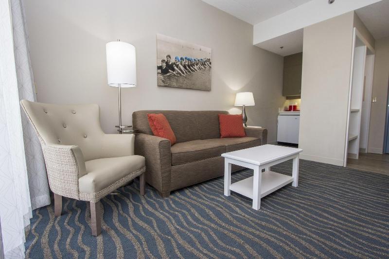 Cedar Point's Hotel Breakers image