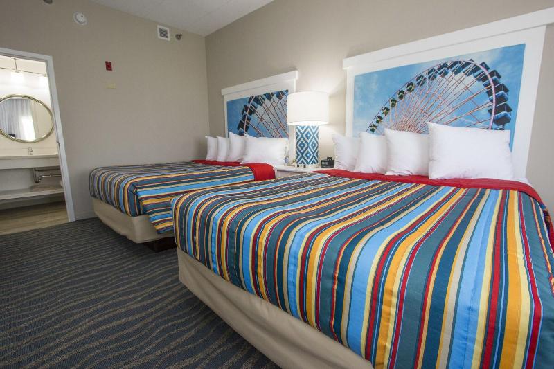 Cedar Point's Hotel Breakers image