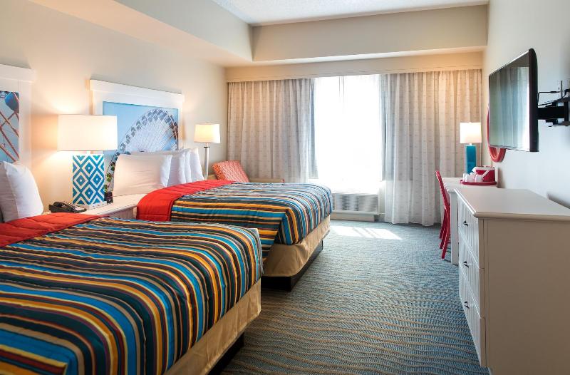 Cedar Point's Hotel Breakers image