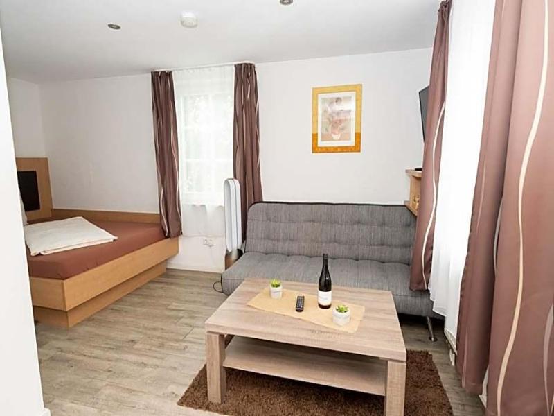 Hotel Garni Burg Waldenstein image
