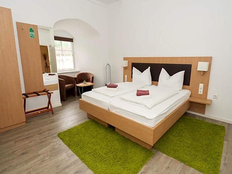 Hotel Garni Burg Waldenstein image