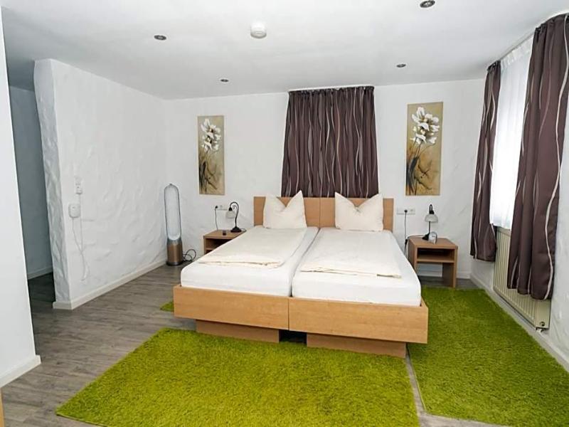 Hotel Garni Burg Waldenstein image