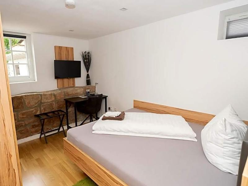Hotel Garni Burg Waldenstein image