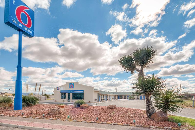 Motel 6 Van Horn, TX image