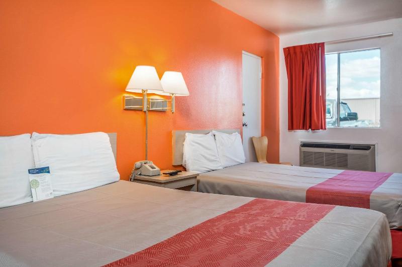Motel 6 Van Horn, TX image