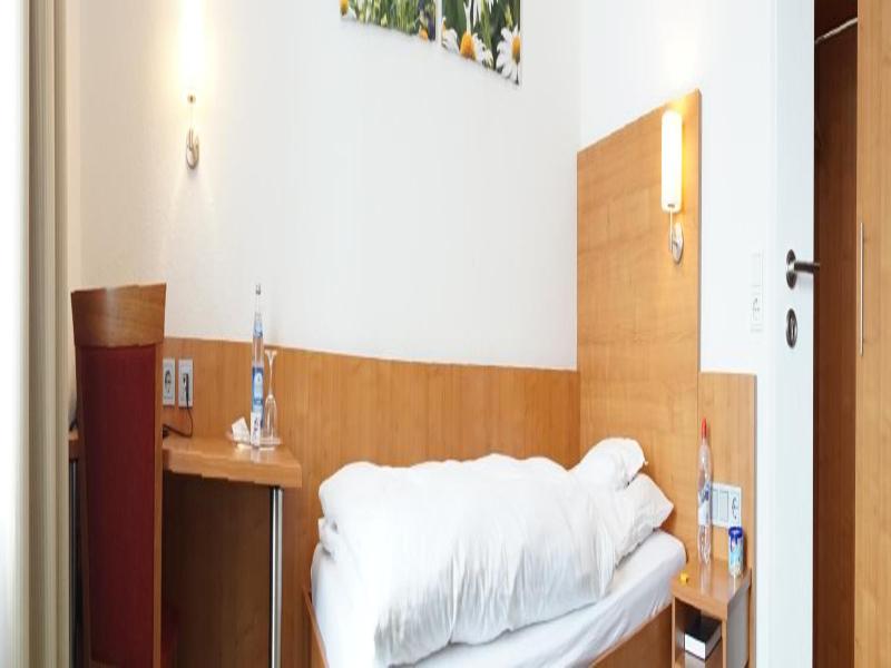 Hotel Roter Ochsen Lauchheim image