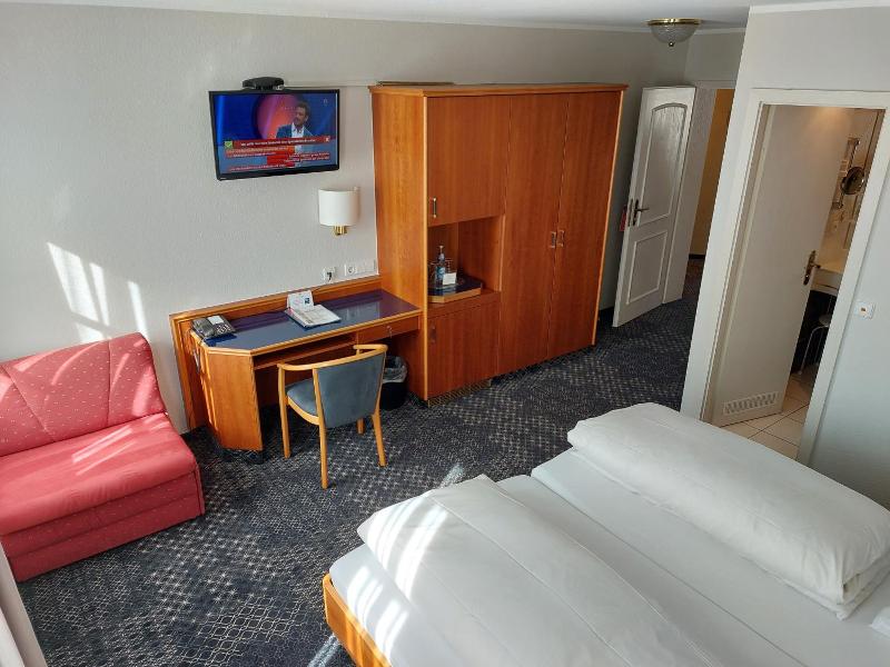 Hotel Roter Ochsen Lauchheim image