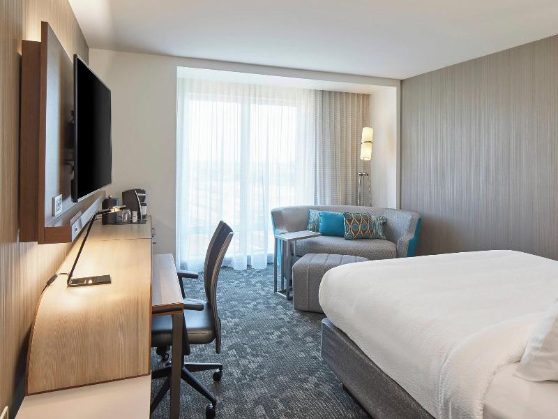 Courtyard by Marriott Baltimore Downtown/McHenry R image