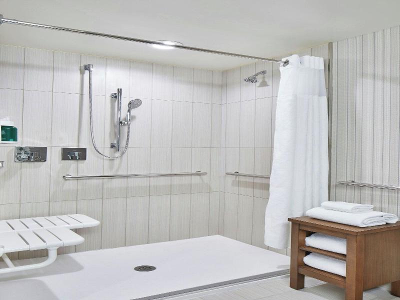 Courtyard by Marriott Baltimore Downtown/McHenry R image