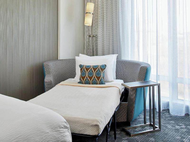 Courtyard by Marriott Baltimore Downtown/McHenry R image