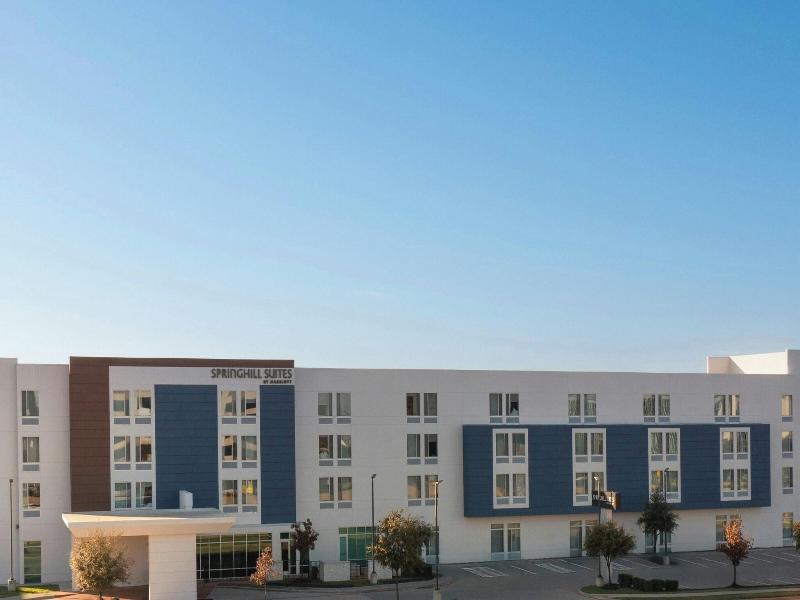 Springhill Suites By Marriott Dallas Central Expre image