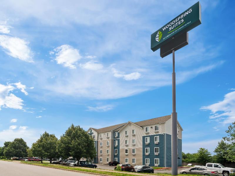 Woodspring Suites Springdale