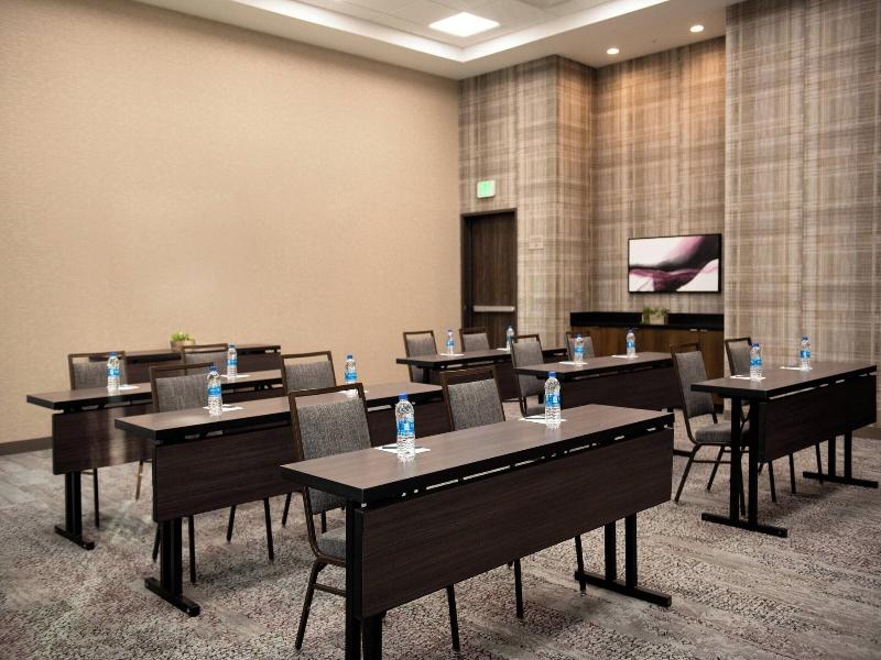 Courtyard By Marriott Mesa At Wrigleyville West image