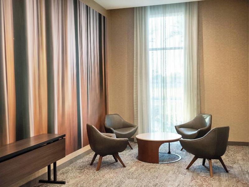 Courtyard By Marriott Mesa At Wrigleyville West image