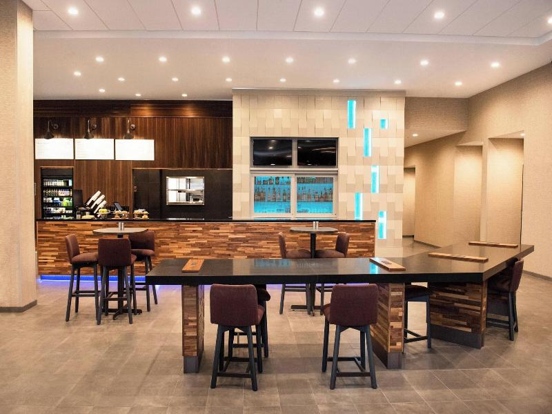 Courtyard By Marriott Mesa At Wrigleyville West image