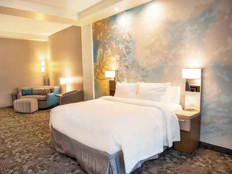 Courtyard By Marriott Mesa At Wrigleyville West image