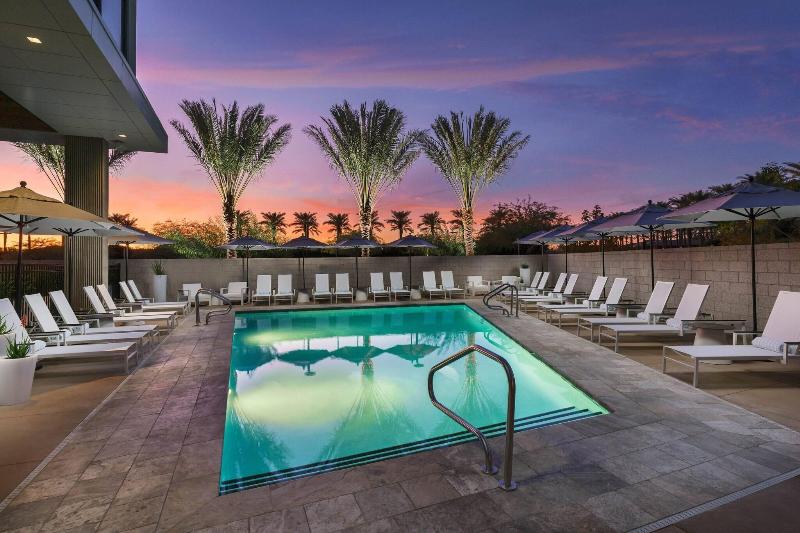 Ac Hotel By Marriott Scottsdale North image