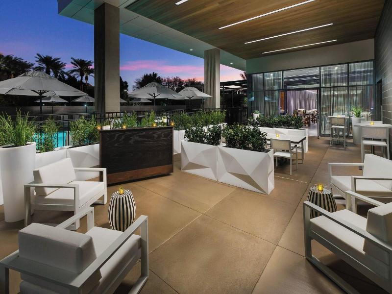 Ac Hotel By Marriott Scottsdale North image