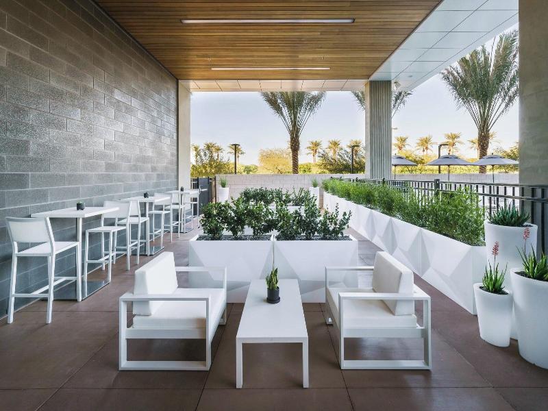 Ac Hotel By Marriott Scottsdale North image