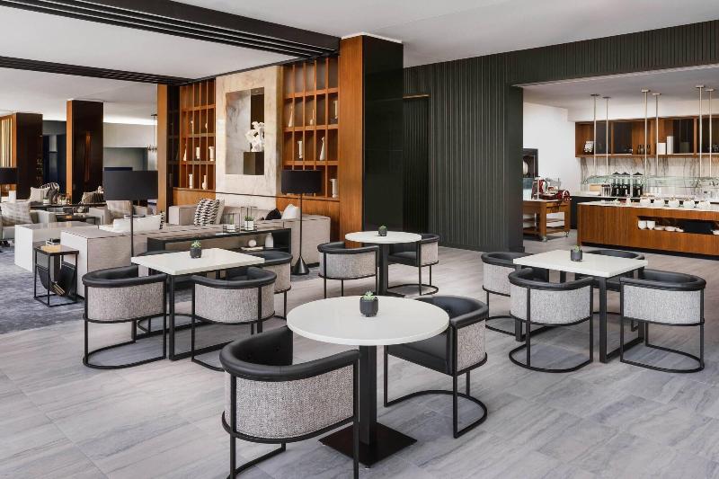 Ac Hotel By Marriott Scottsdale North image